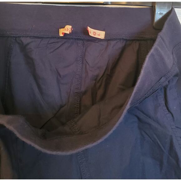 XCVI Womens Geyser Solid Crop Stretch Capri Pant - Navy, Large Torn Tag EUC - Picture 5 of 5